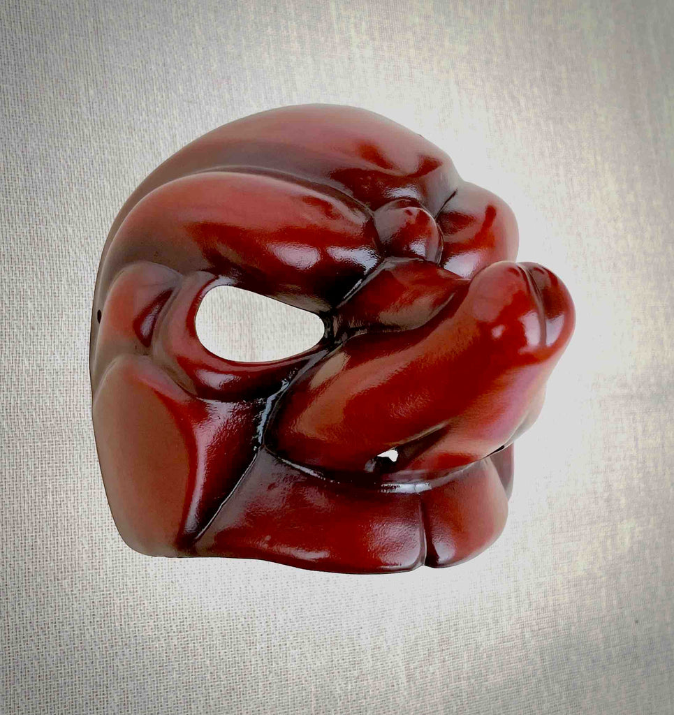 Il Capitano Commedia dell'Arte Theatre Mask Side View